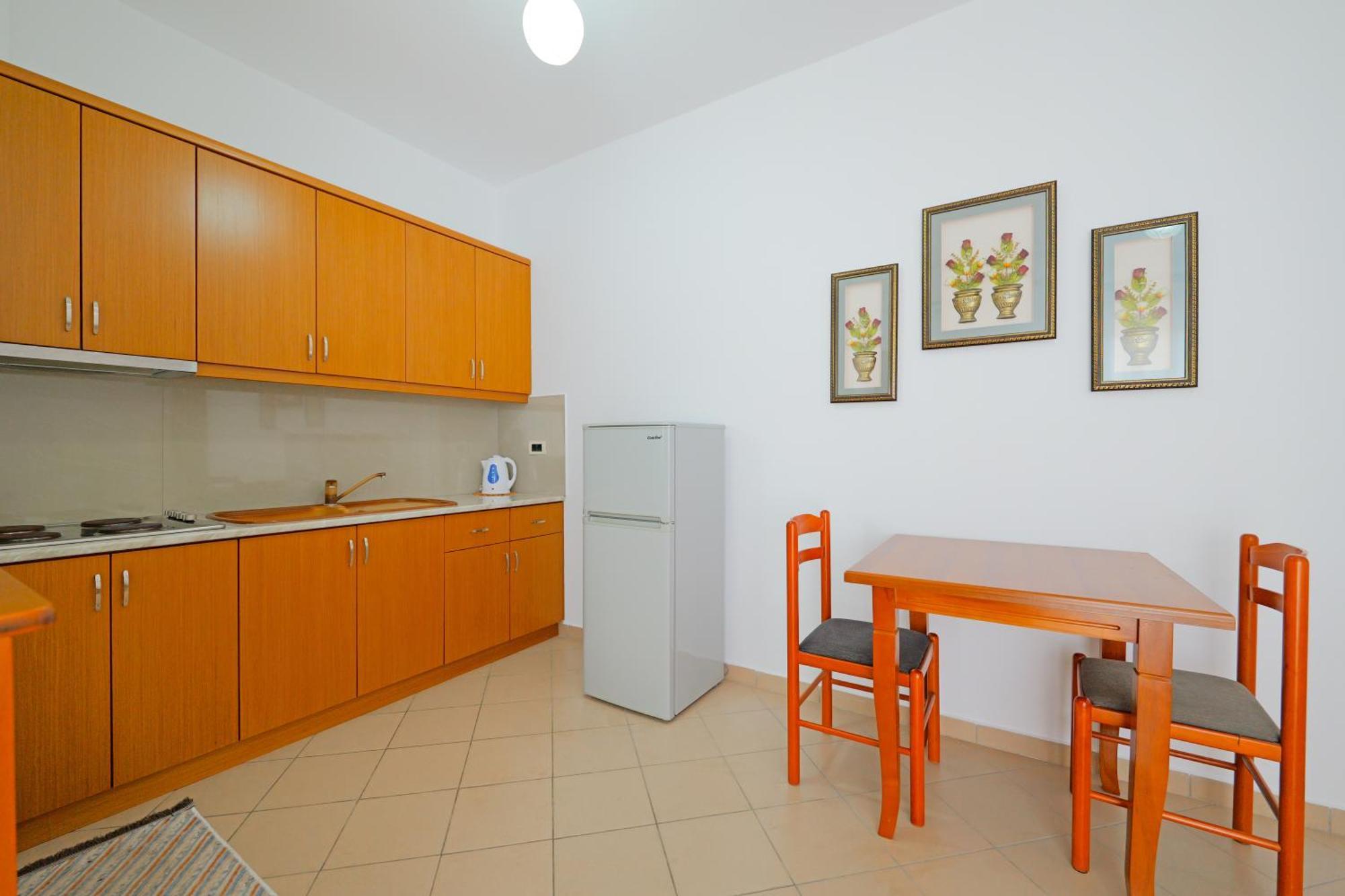 Vila Marina Apartments Sarande Exterior photo