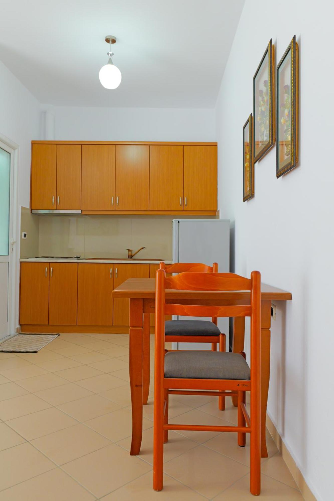 Vila Marina Apartments Sarande Exterior photo