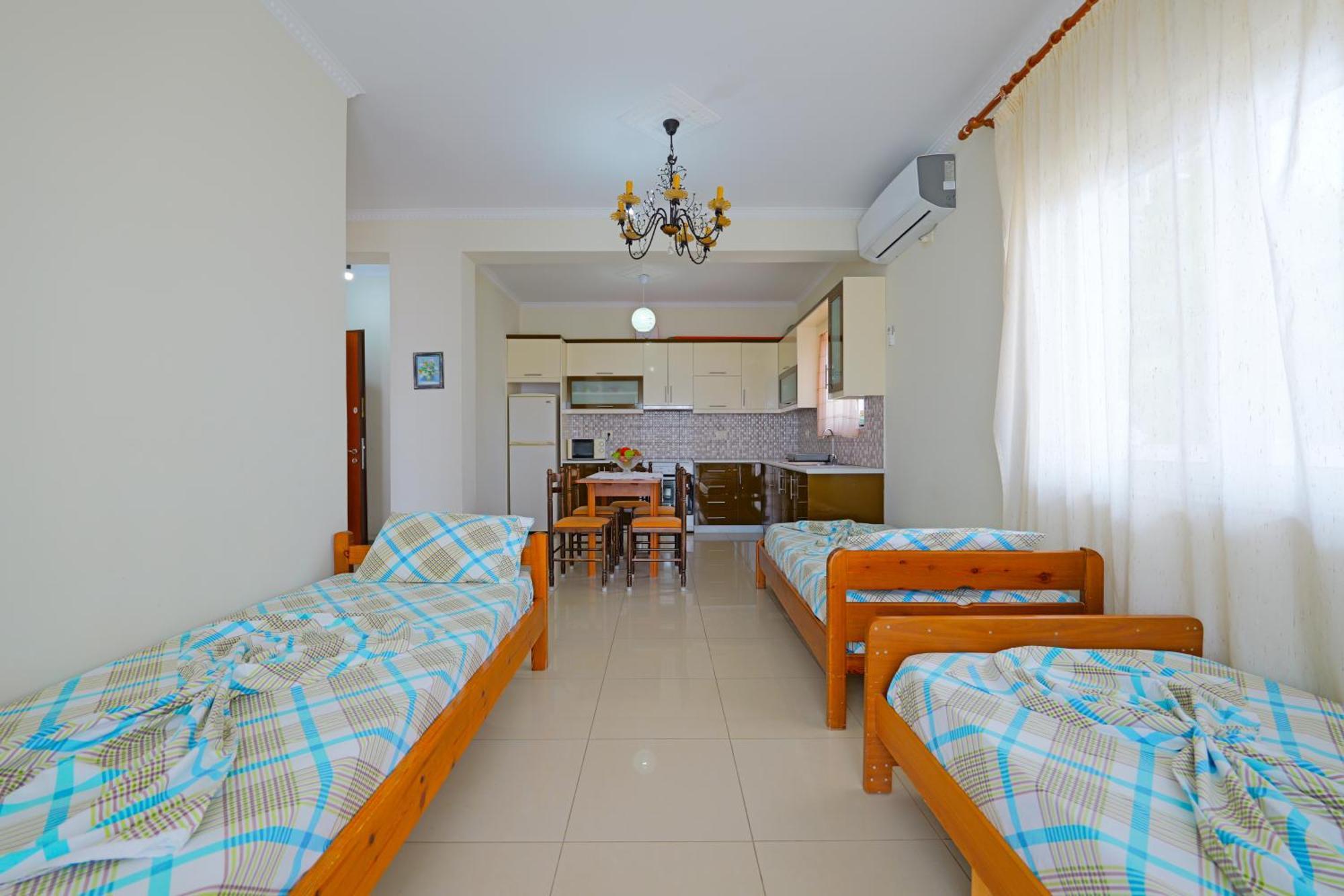 Vila Marina Apartments Sarande Exterior photo