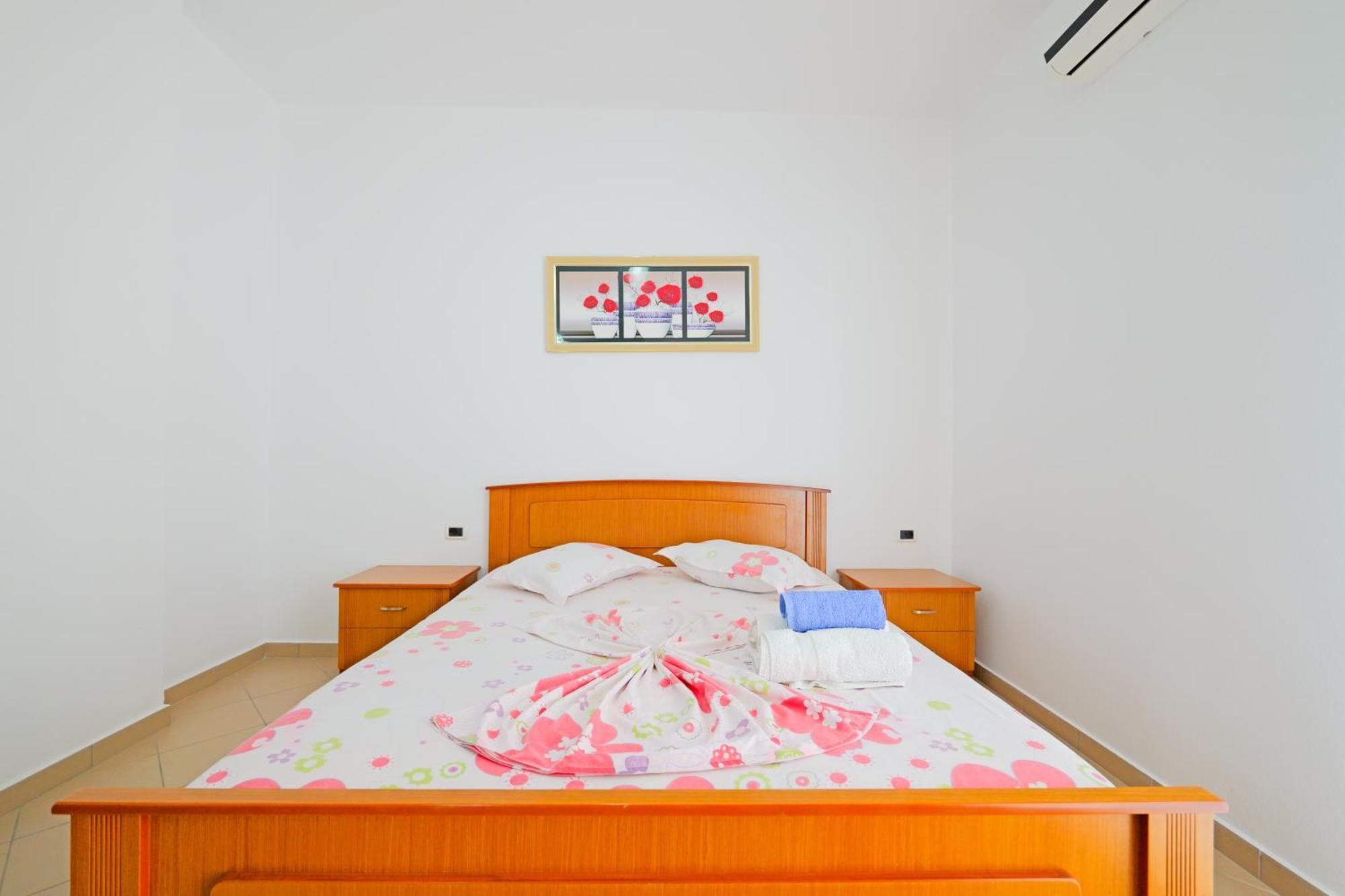 Vila Marina Apartments Sarande Exterior photo