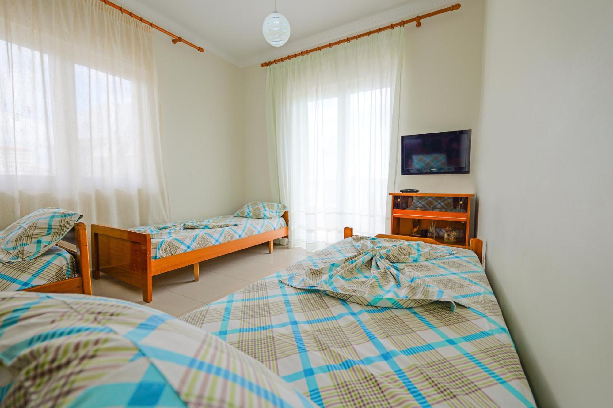 Vila Marina Apartments Sarande Exterior photo
